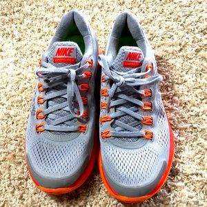 Nike lunarglide 4 running shoe. Lightweight sz.8